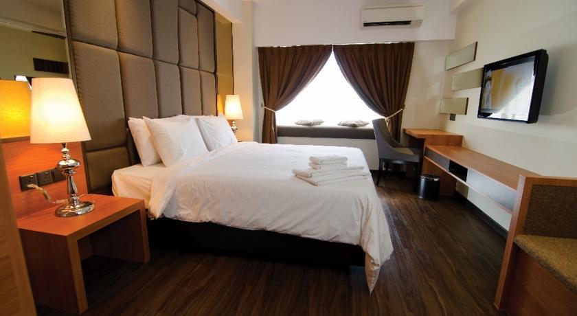 C'Haya Hotel Kota Kinabalu Szoba fotó
