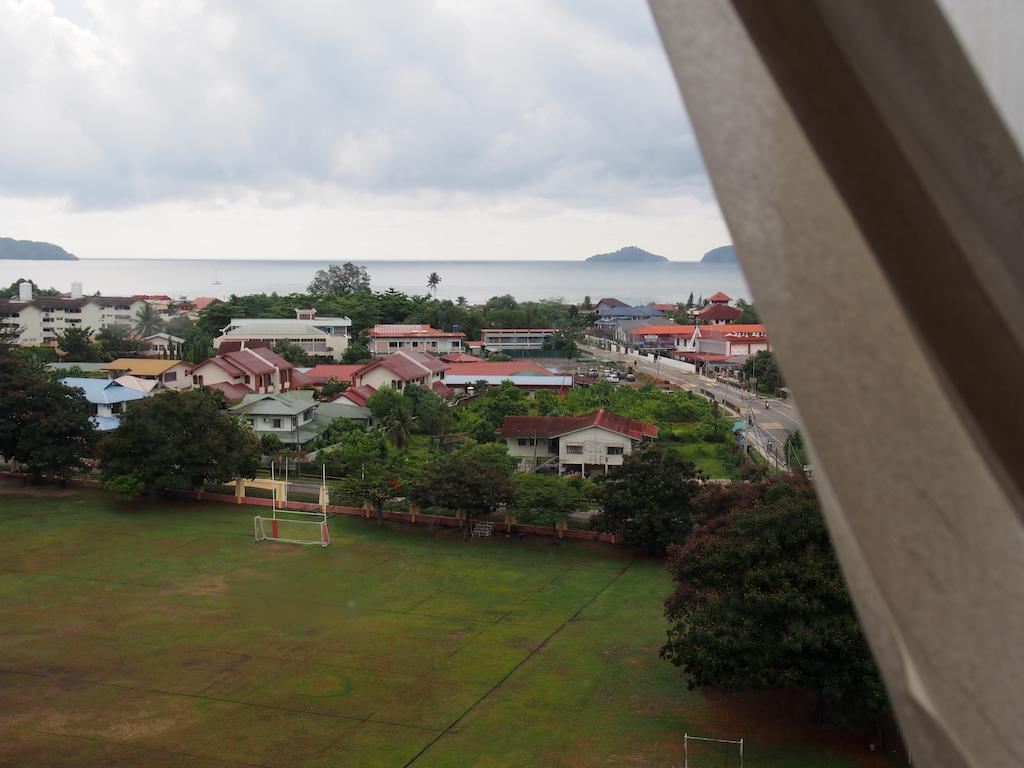 C'Haya Hotel Kota Kinabalu Kültér fotó