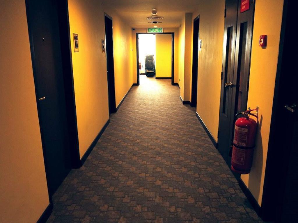 C'Haya Hotel Kota Kinabalu Kültér fotó