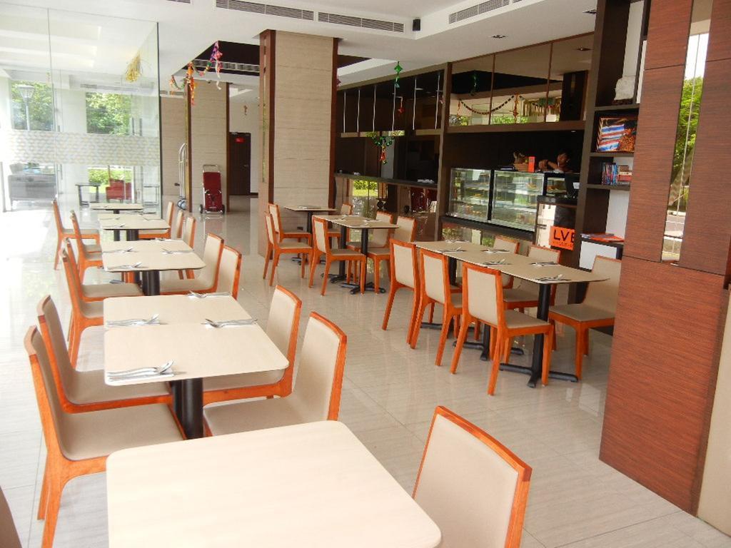 C'Haya Hotel Kota Kinabalu Kültér fotó