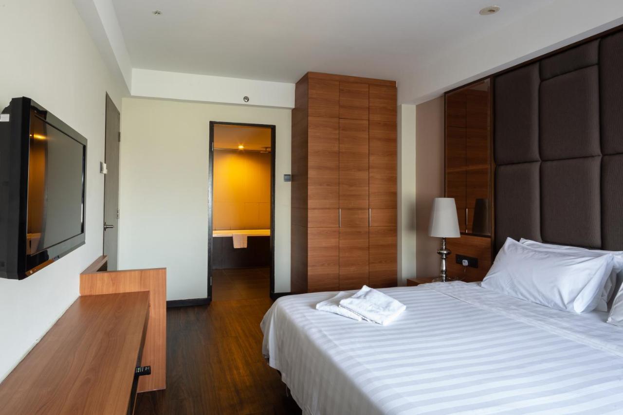 C'Haya Hotel Kota Kinabalu Kültér fotó