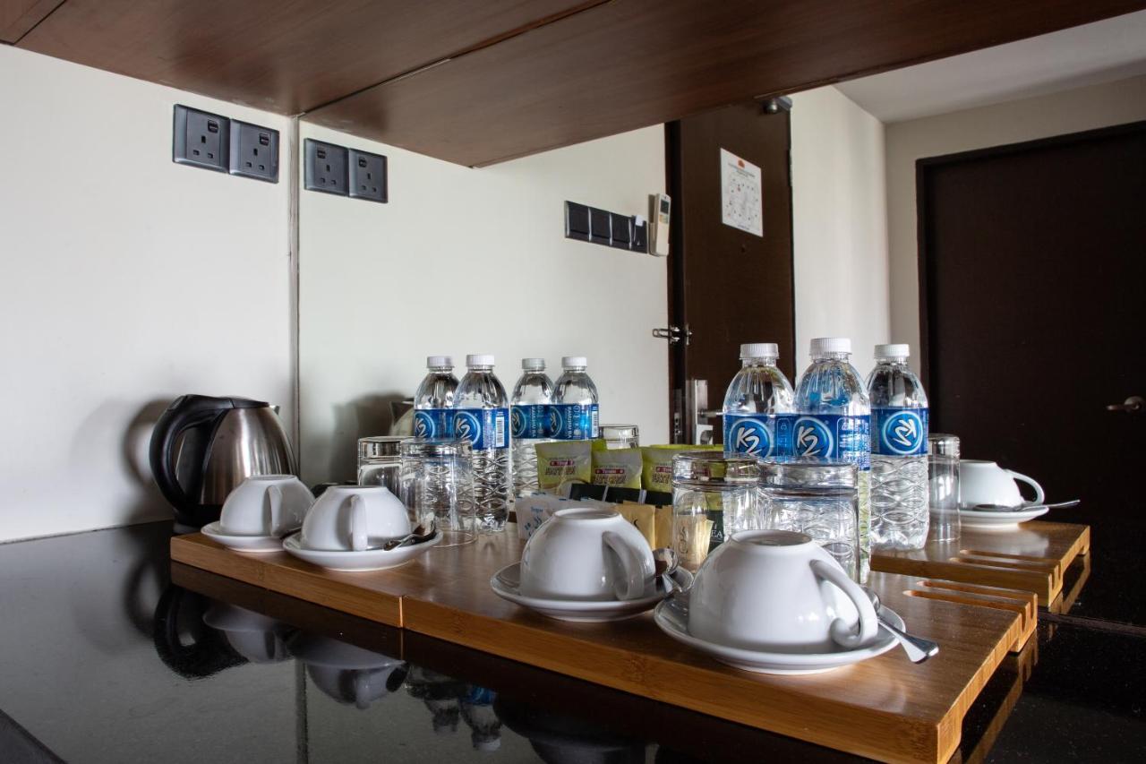 C'Haya Hotel Kota Kinabalu Kültér fotó